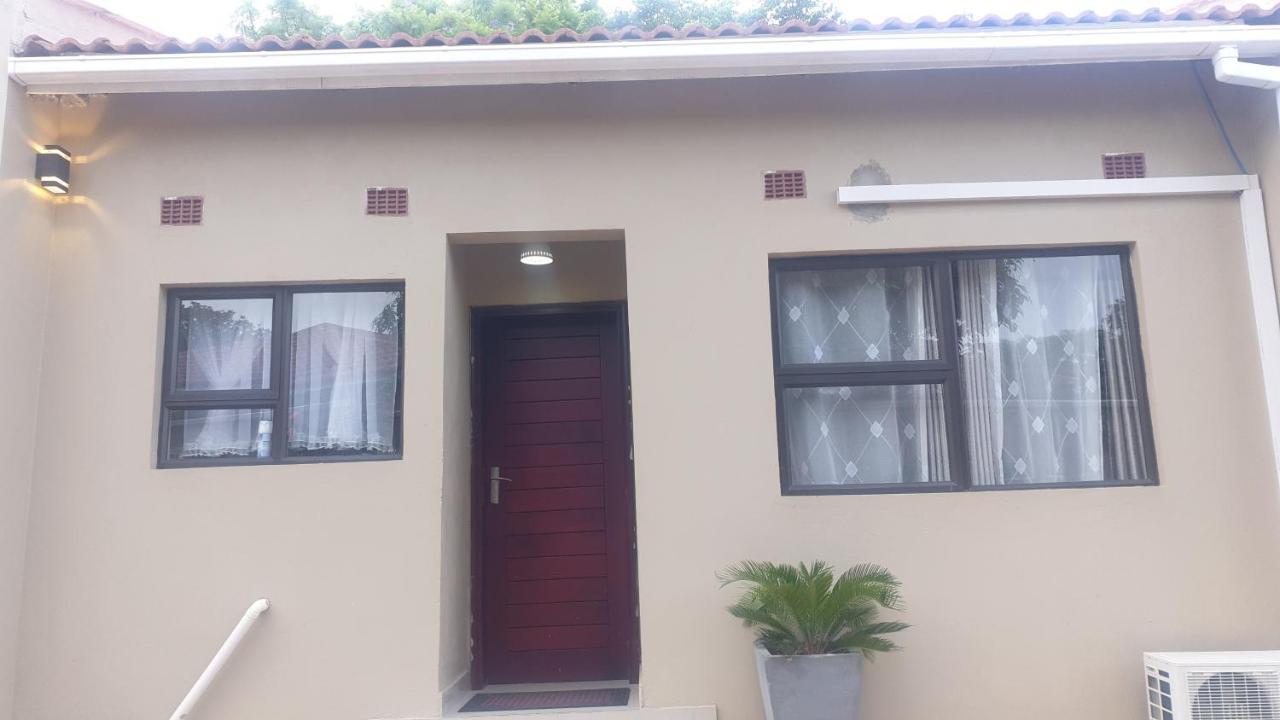 Lukundo Place Lusaka Extérieur photo