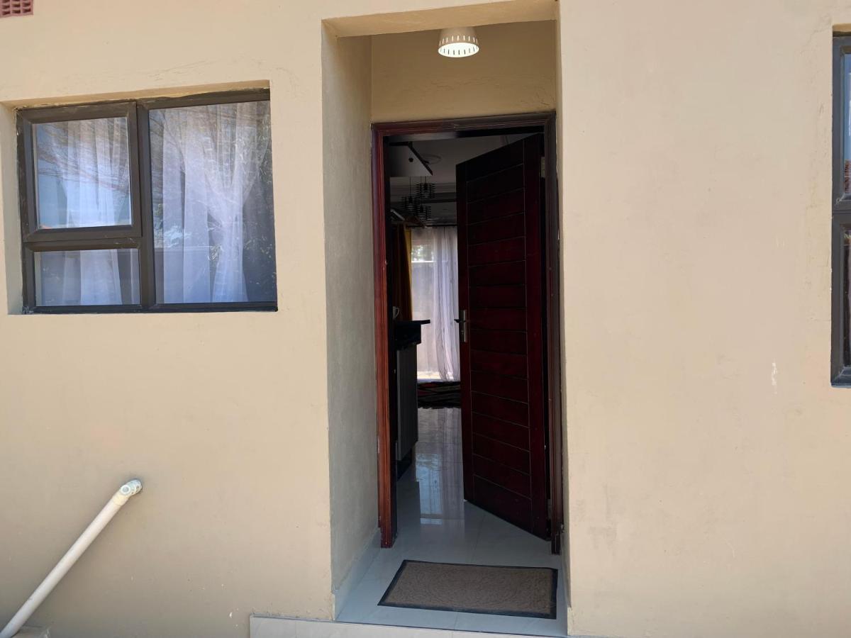 Lukundo Place Lusaka Extérieur photo