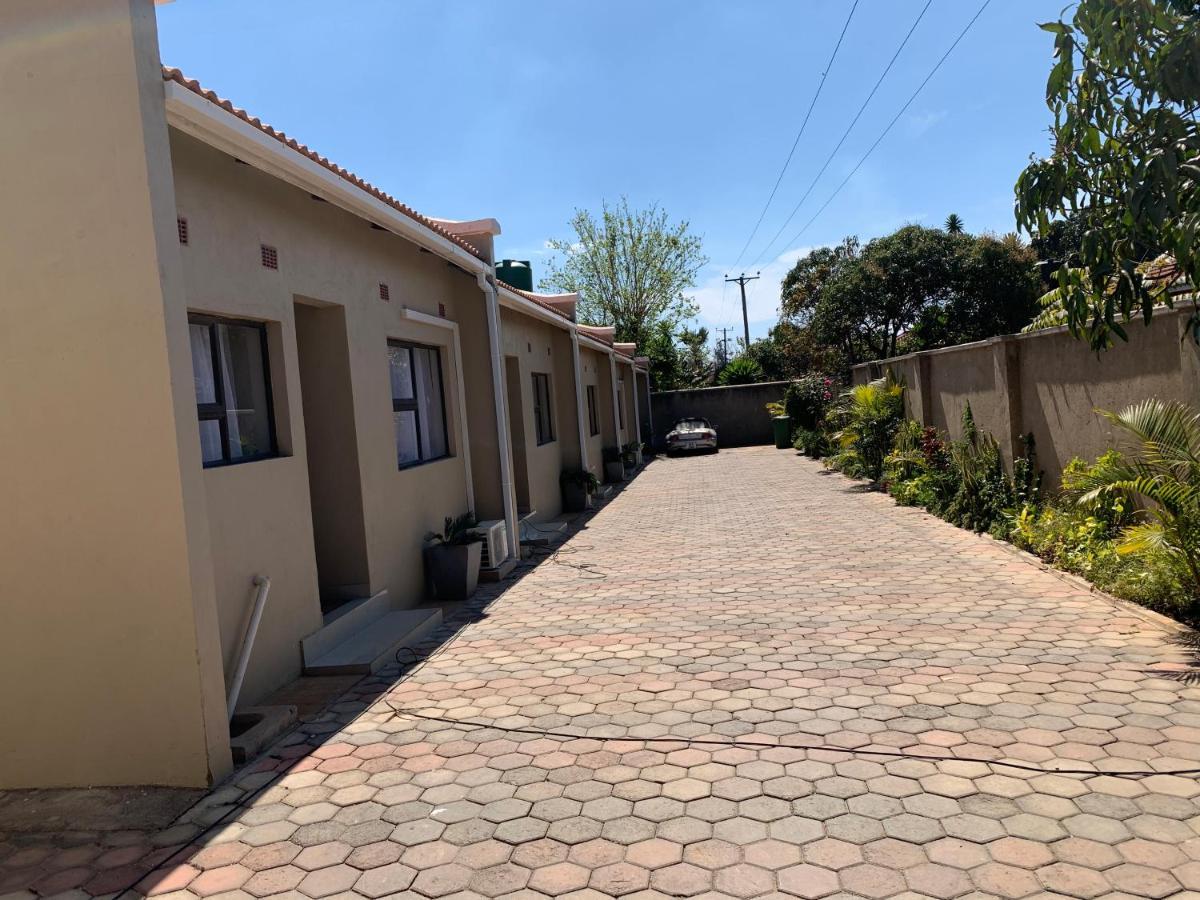 Lukundo Place Lusaka Extérieur photo