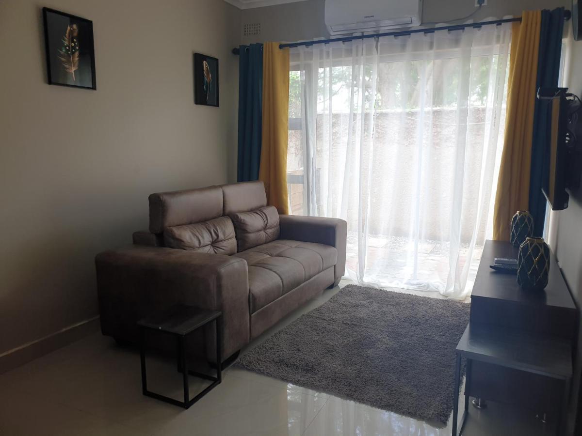 Lukundo Place Lusaka Extérieur photo